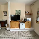 Hinton Firs Hotel