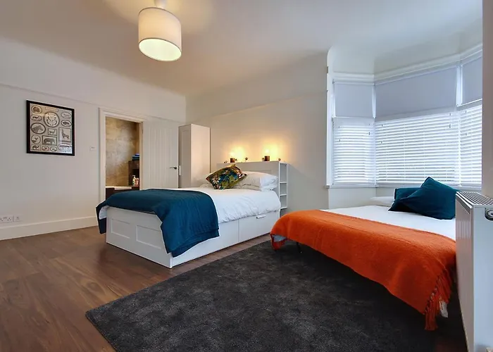 Large En-Suite By The Beach