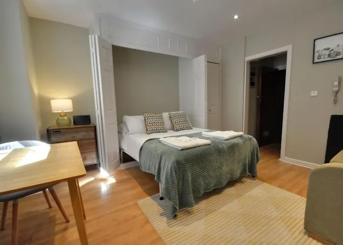 Chic Studio With Garden And 2 Min Walk To Beach