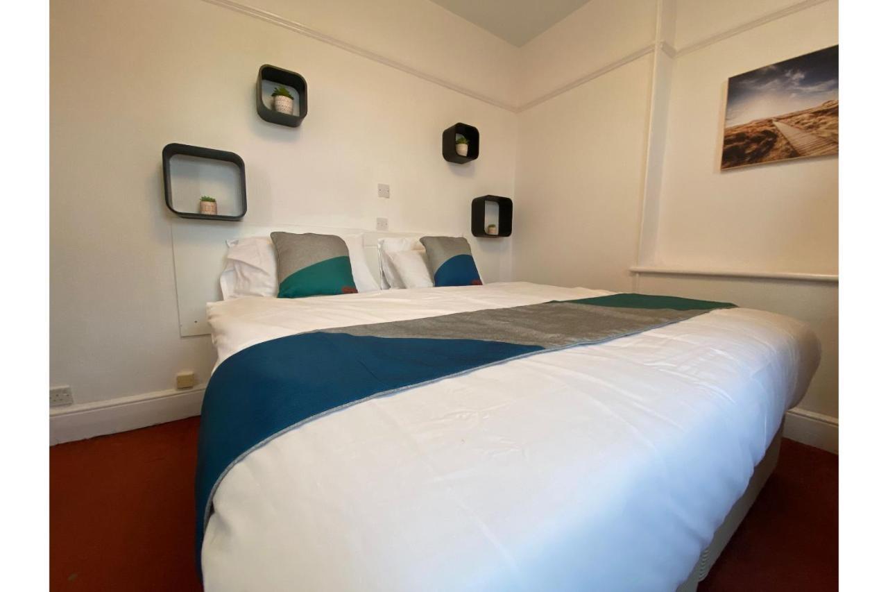 Bourne Hall Annexe Hotel 2*