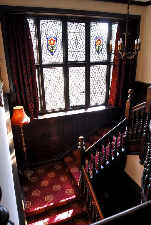Guest house Tudor Grange