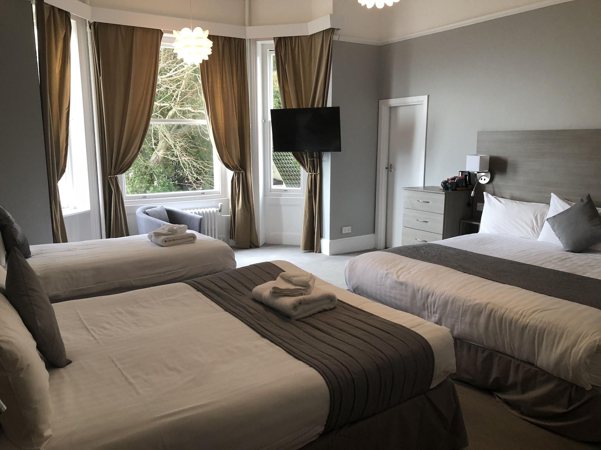 Cottonwood Boutique 3*