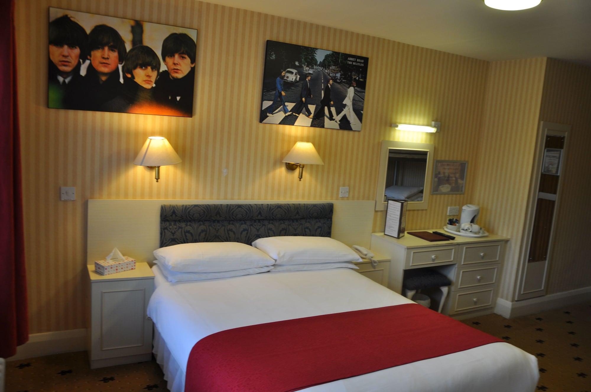 Celebrity East Cliff By Villare Hotel 3*