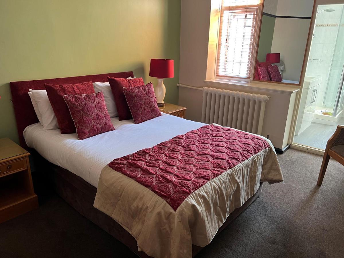 Yenton Guest house 3*