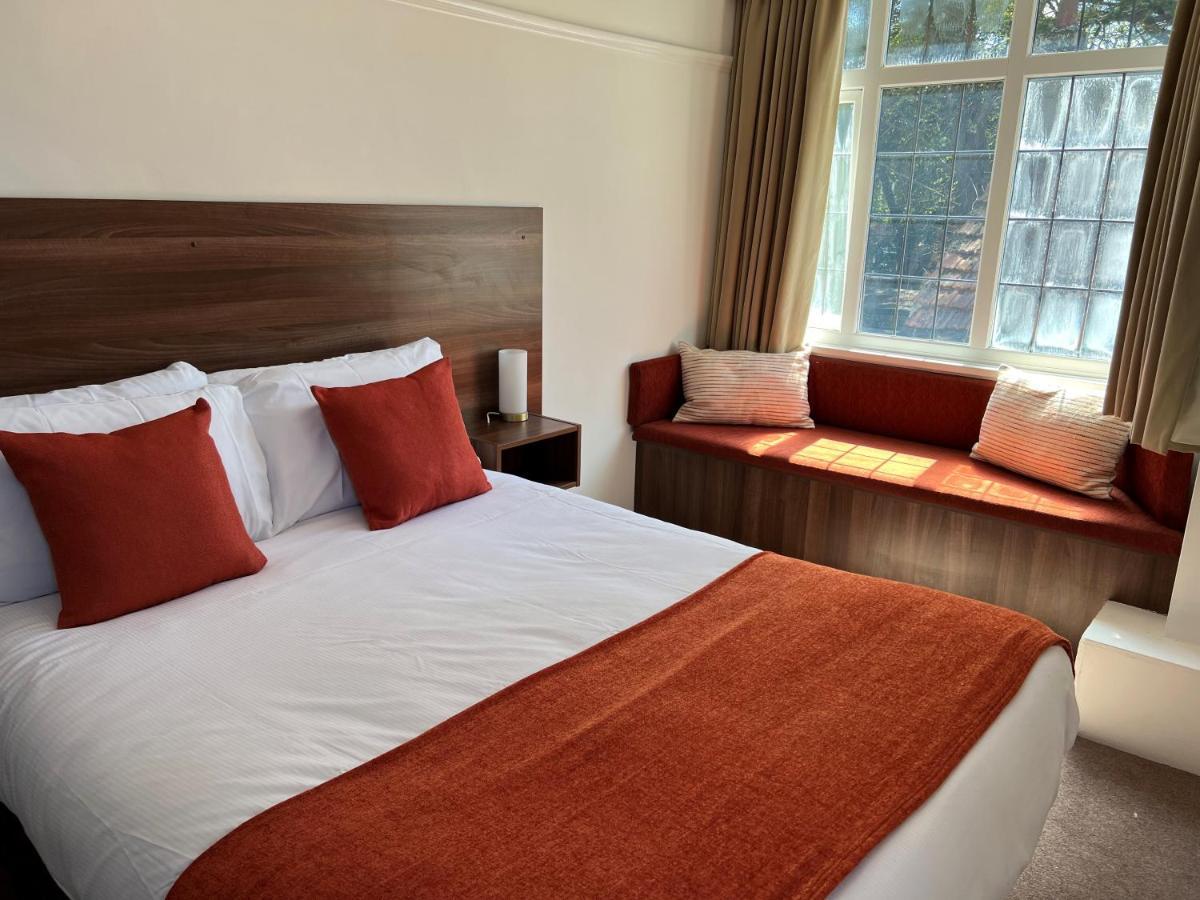 Yenton Guest house