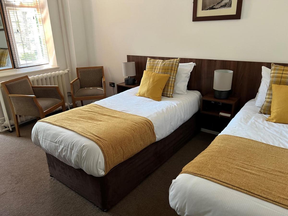 Yenton 3* Bournemouth
