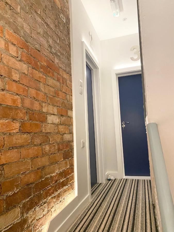 Guest house Coastline Retreats - Cloud9: Seafront Ensuite With Netflix Bournemouth