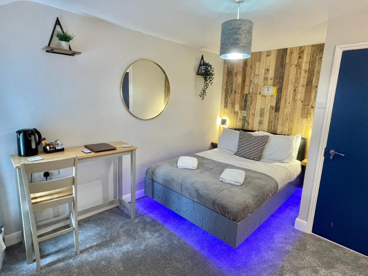 Coastline Retreats - Cloud9: Seafront Ensuite With Netflix