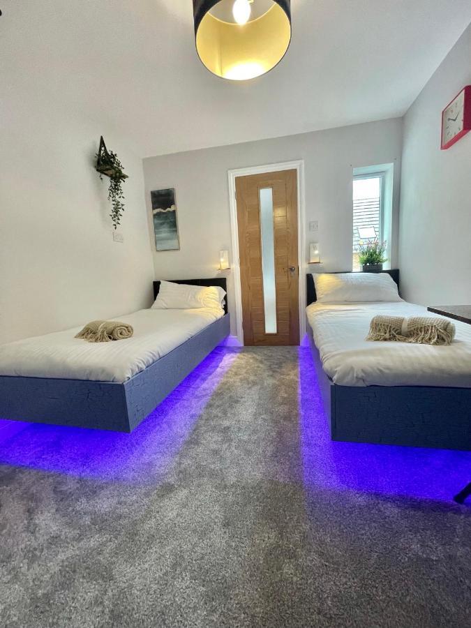 Coastline Retreats - Cloud9: Seafront Ensuite With Netflix Bournemouth