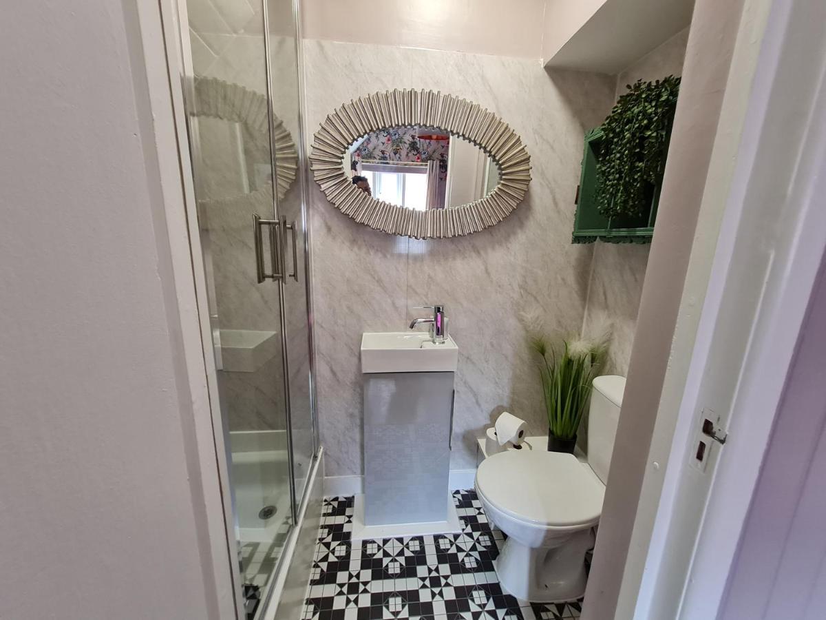 Hotel Lemur - Boutique - Short Stroll To The *
