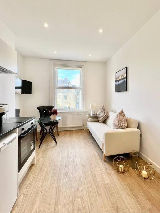 The Hideaway Apartment Bournemouth