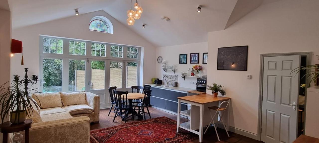 Apartment Peaceful Getaway In Forested Park