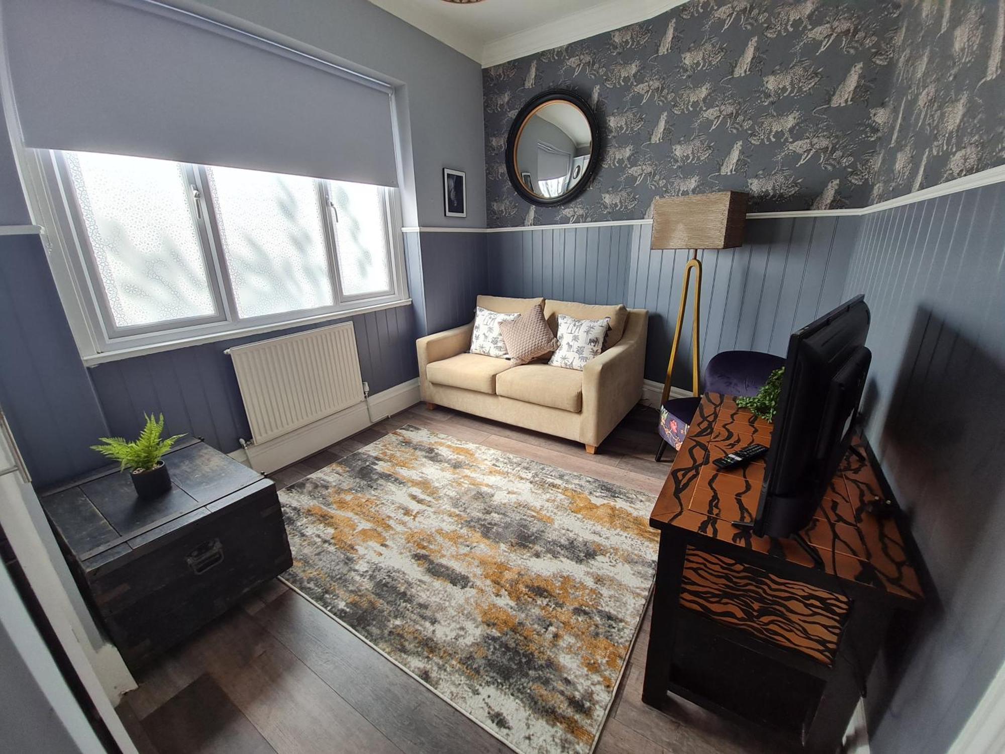 Hotel Lemur - Boutique - Short Stroll To The *