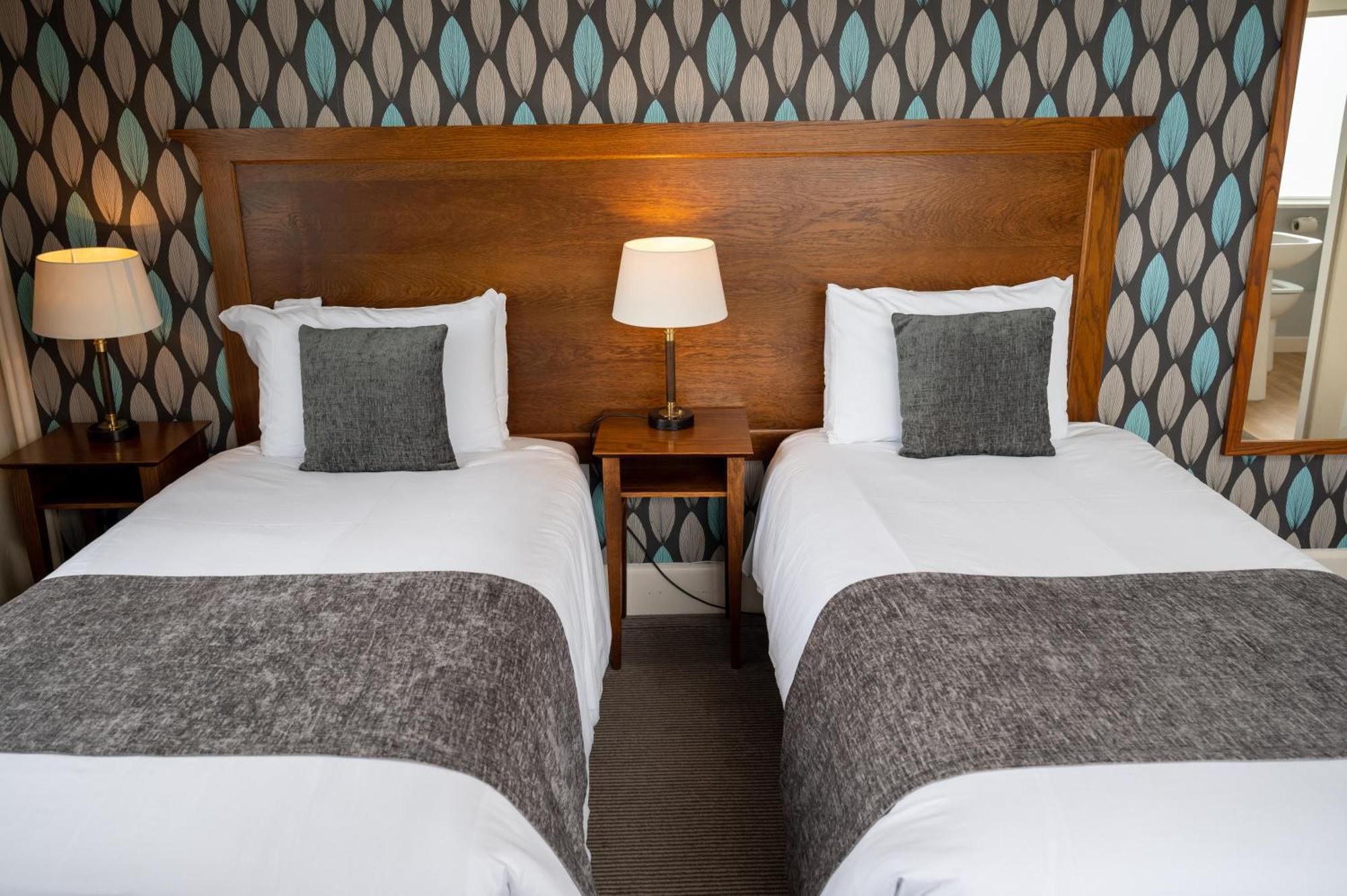 Commodore By Greene King Guest house 3*