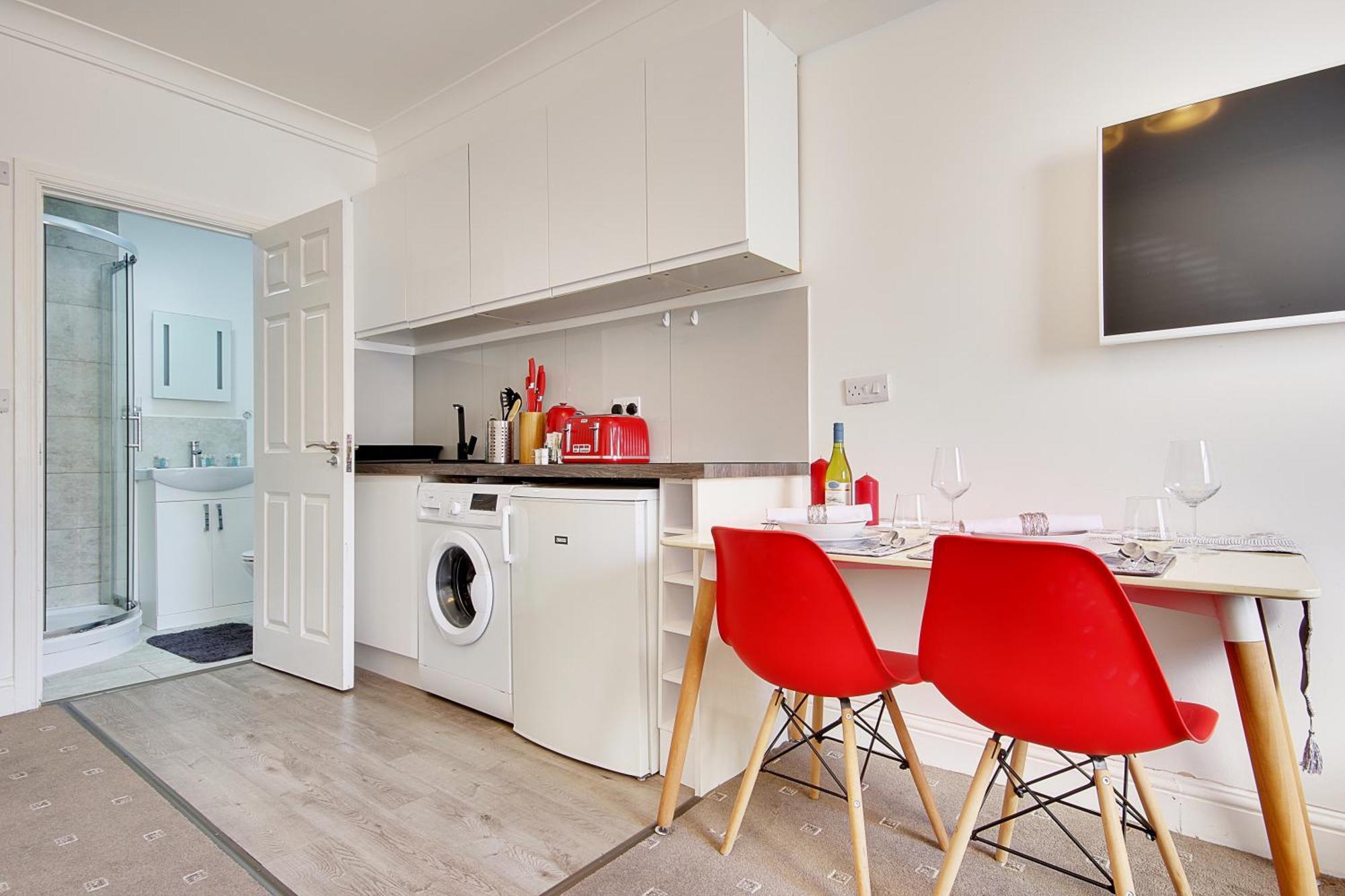 Bourne Hall Annexe Hotel