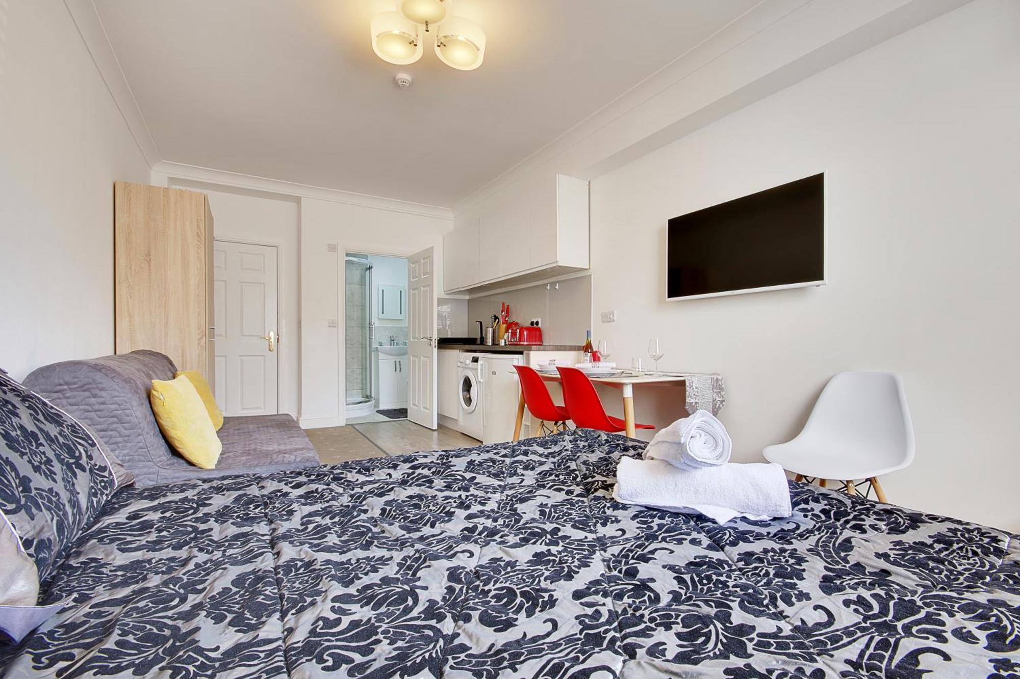 Bourne Hall Annexe Hotel 2*