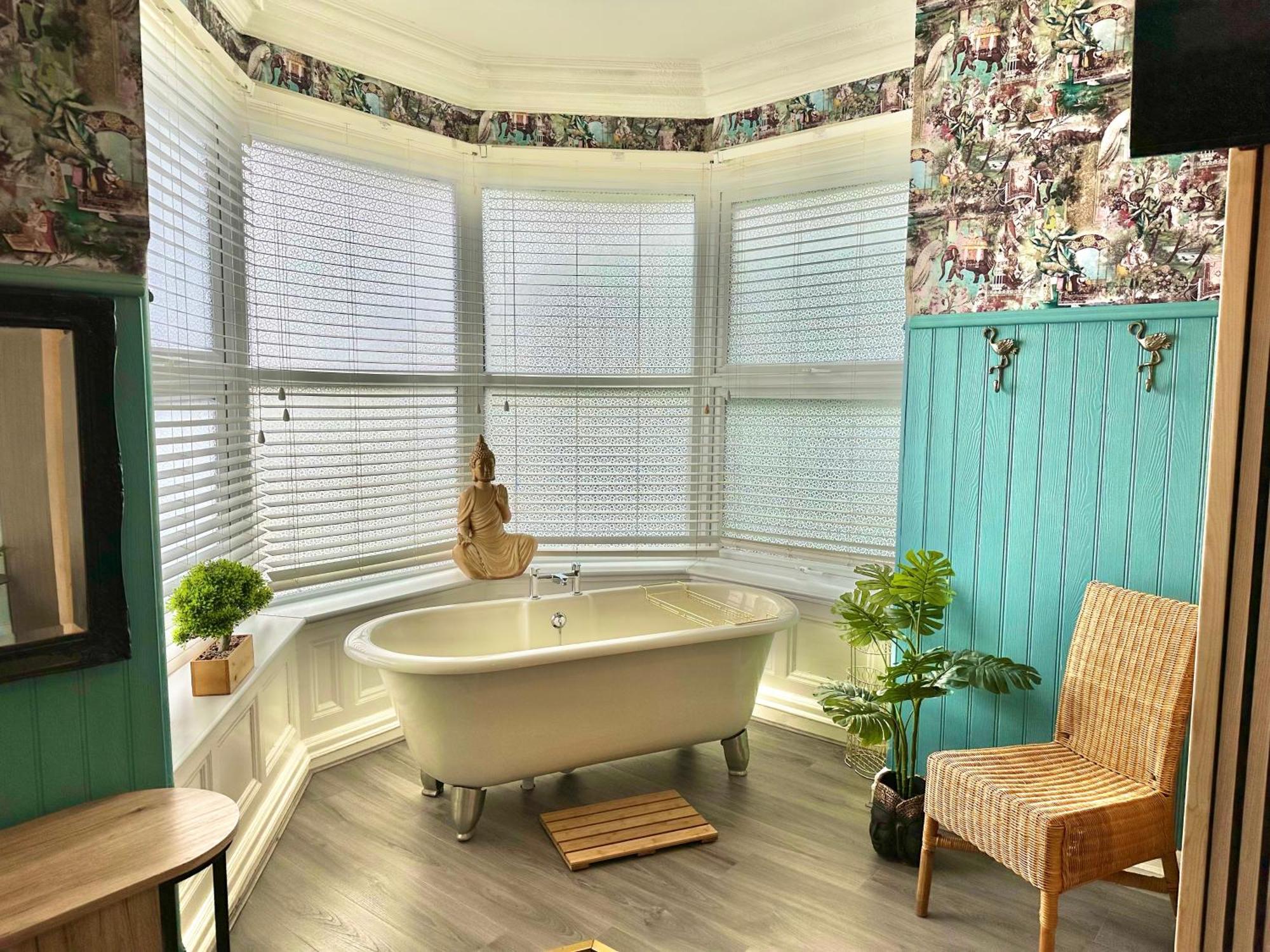 Hotel Lemur - Boutique - Short Stroll To The Bournemouth