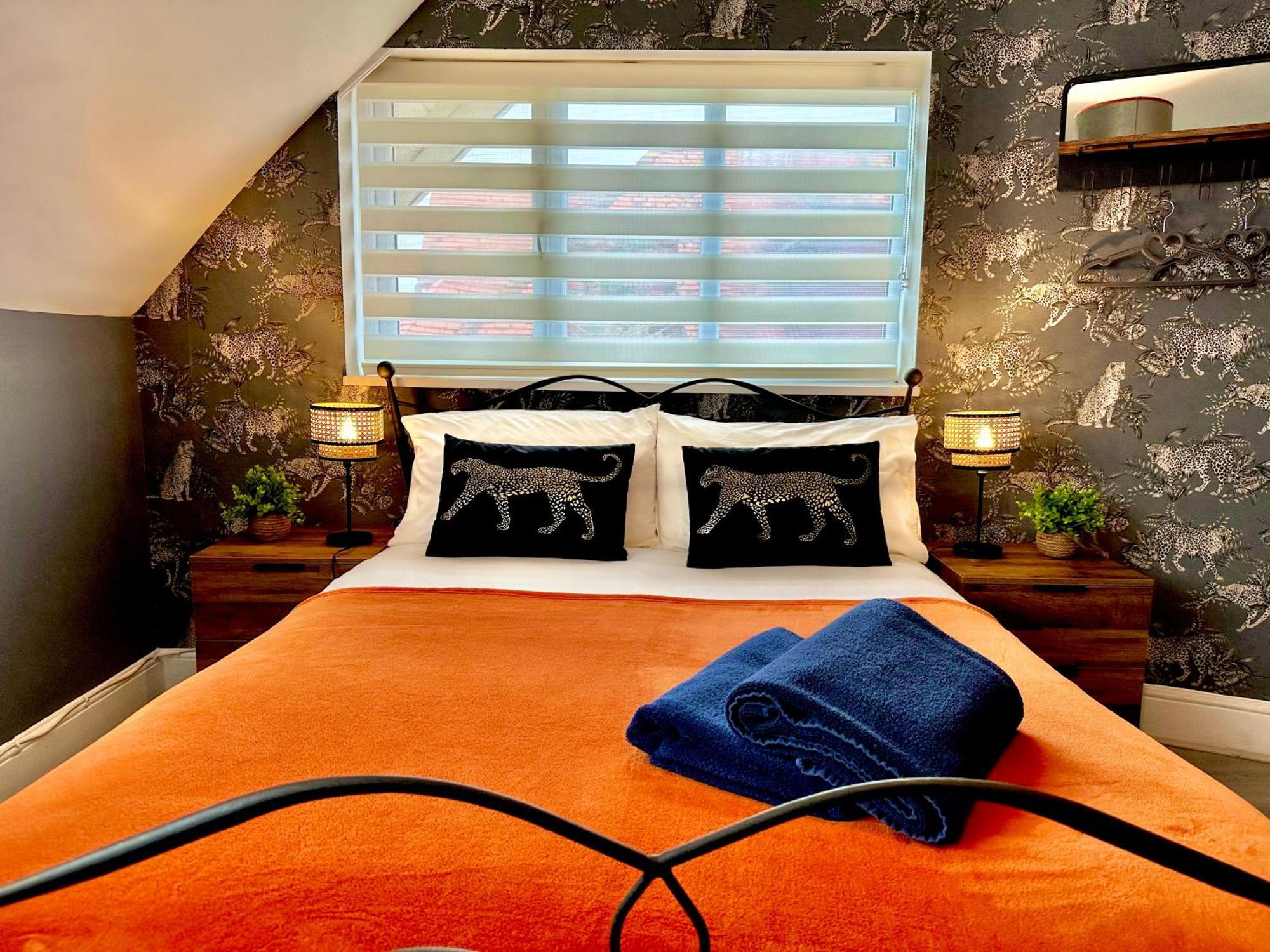 Hotel Lemur - Boutique - Short Stroll To The *
