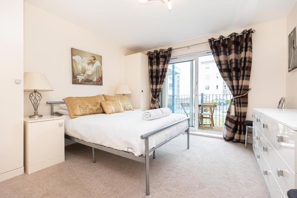 Bournecoast Stylish Flat With Balconies - Fm9625 * Bournemouth