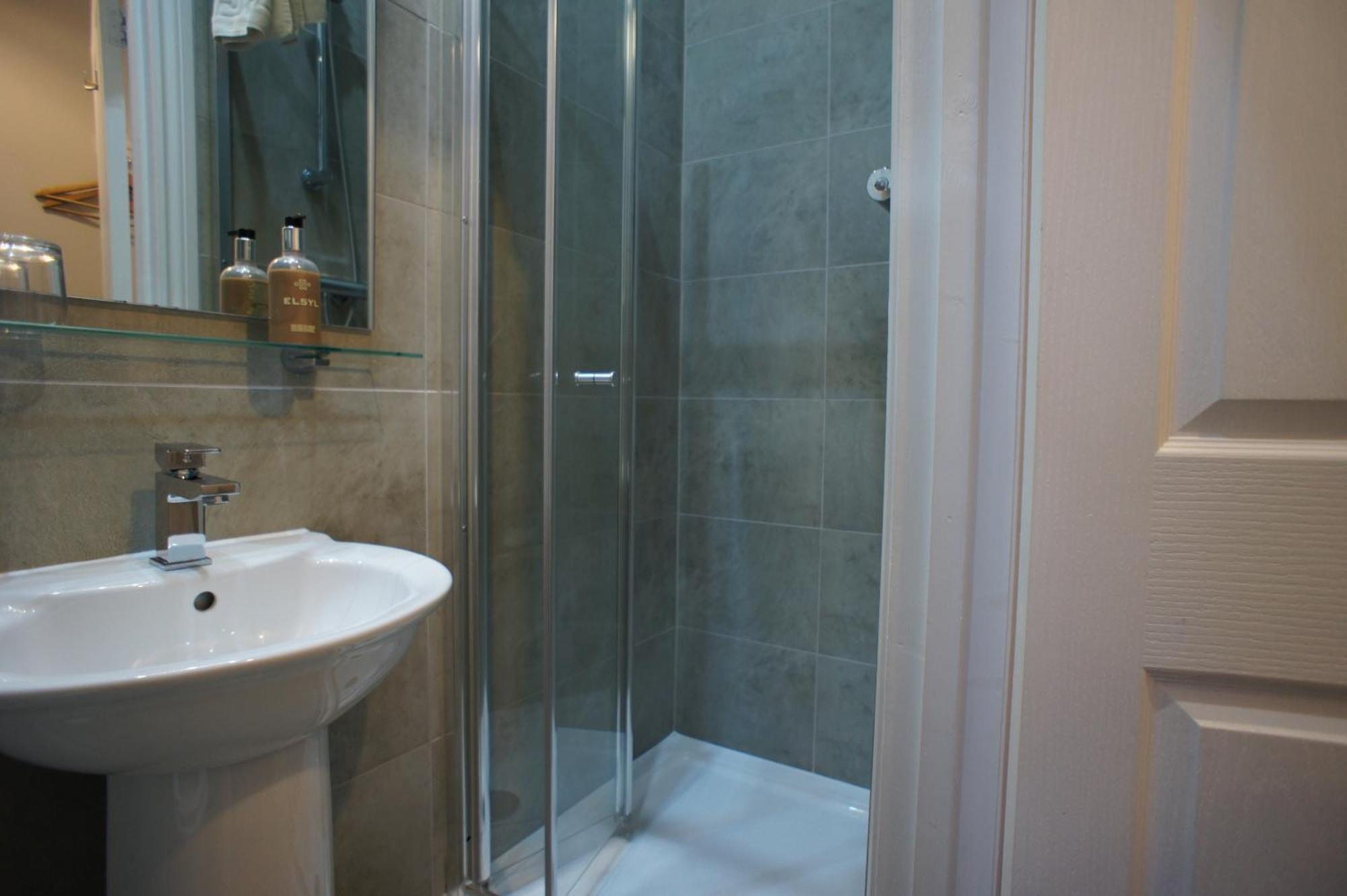Applewood 3* Bournemouth