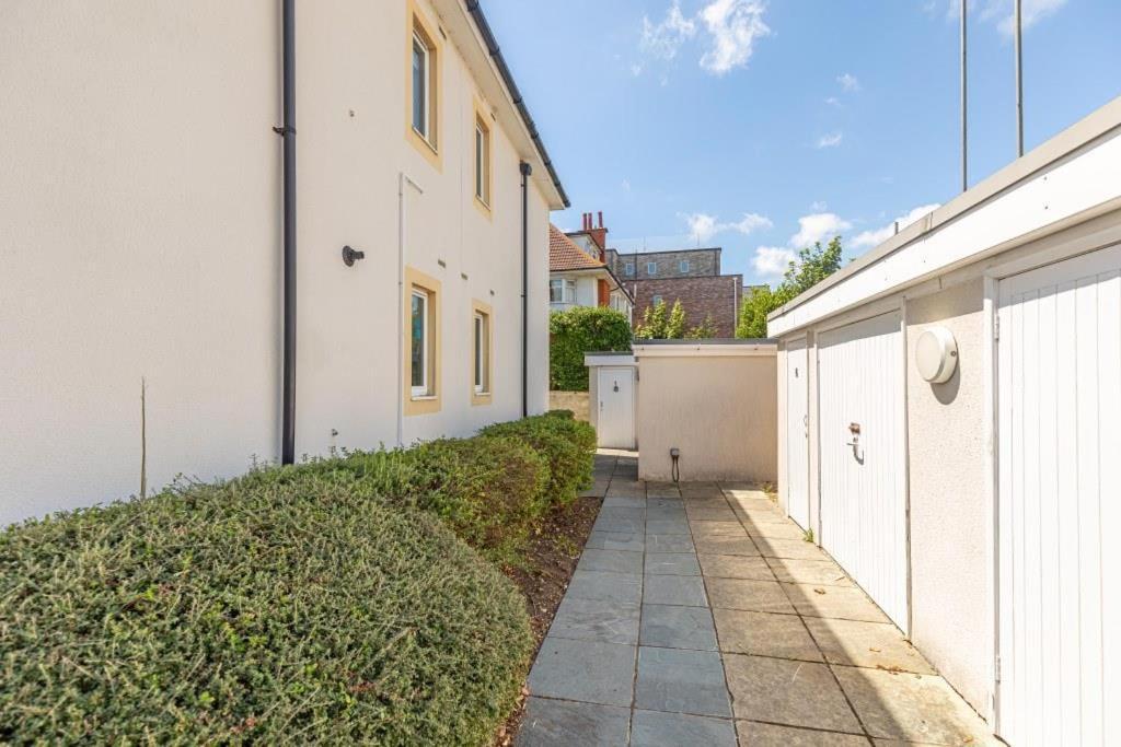 Bournecoast-situated Near Cliff & Beach-fm2872 * Bournemouth