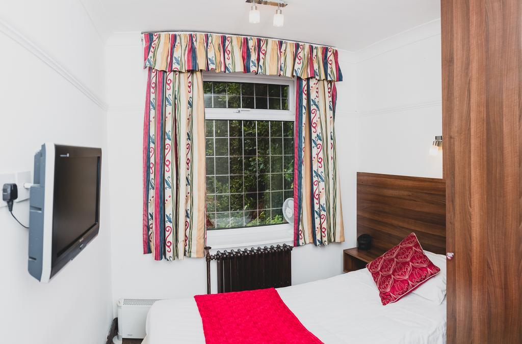 Yenton Guest house