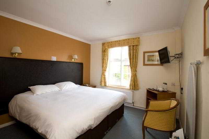 Commodore By Greene King Guest house 3*