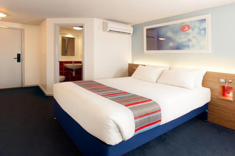 Hotel Travelodge Seafront 3*