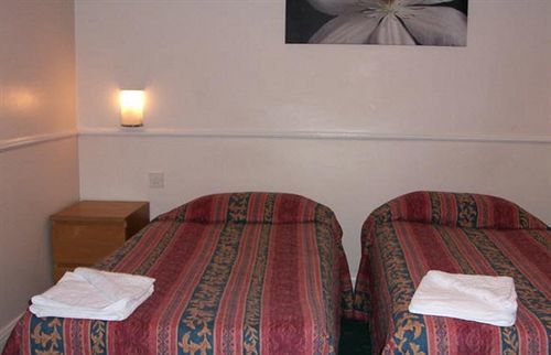 Hotel The Maemar 2*
