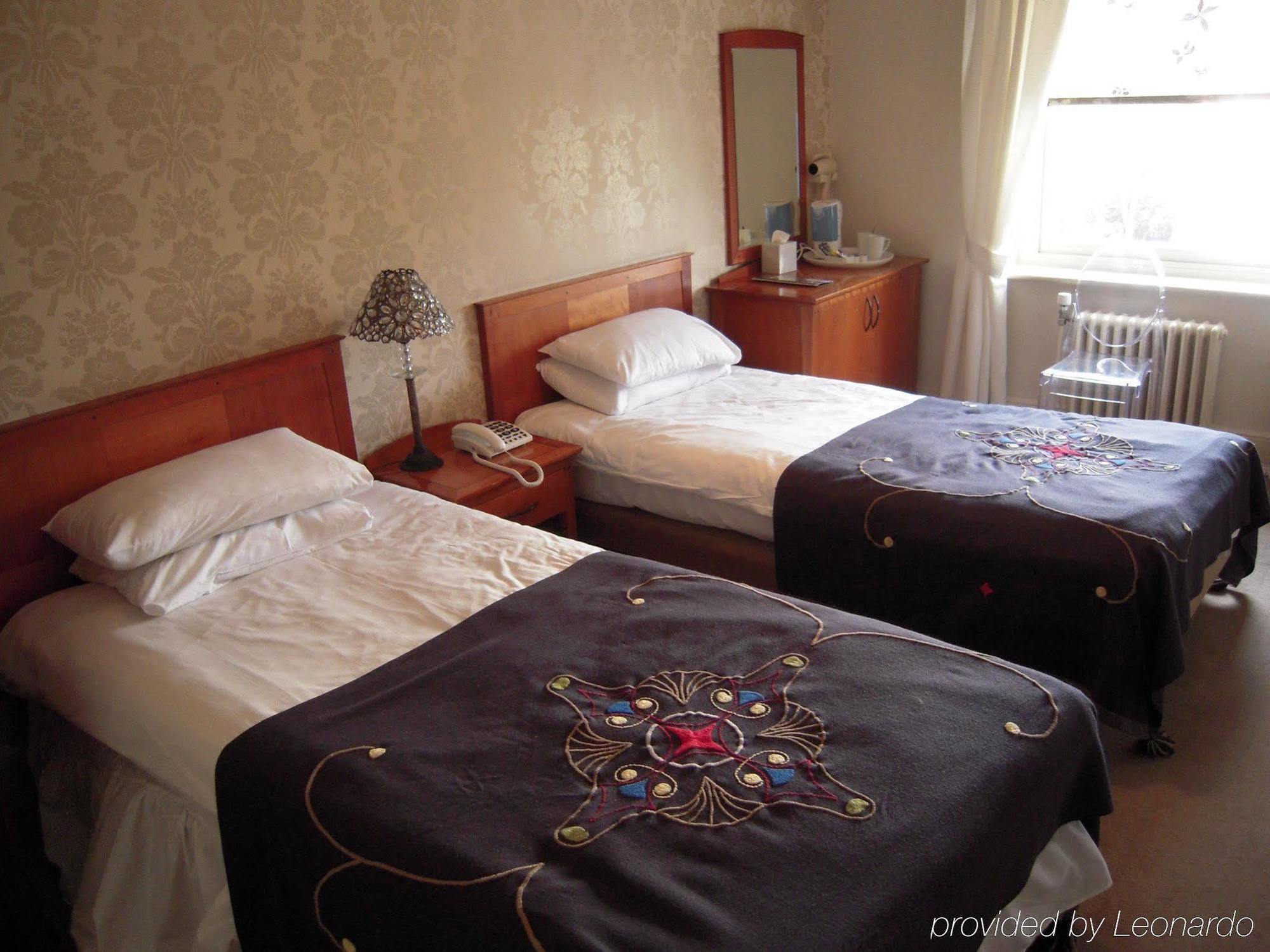 Cottonwood Boutique 3*