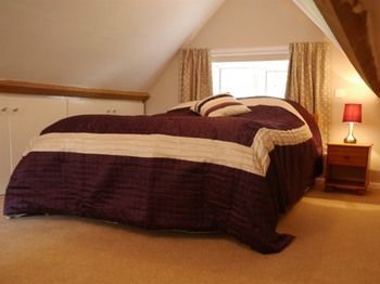 Tudor Grange Guest house 3*