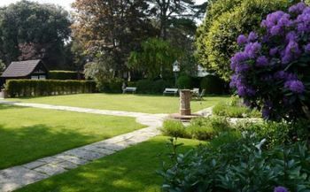 Tudor Grange Guest house