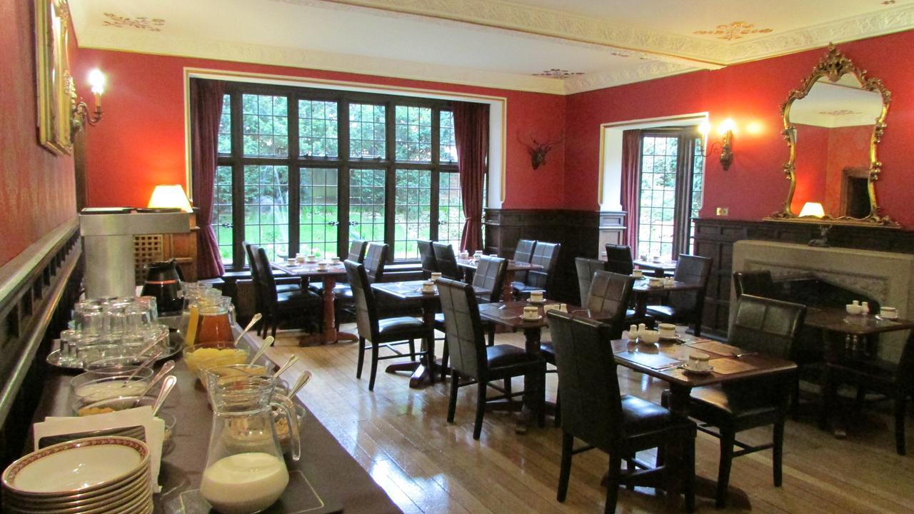Tudor Grange Guest house 3*