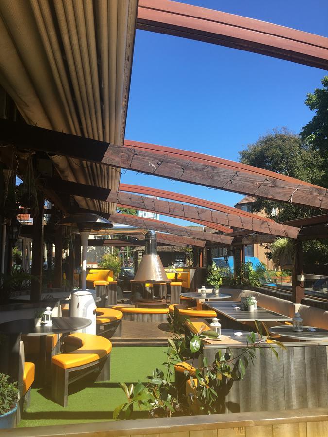 Urban Beach Hotel 3*