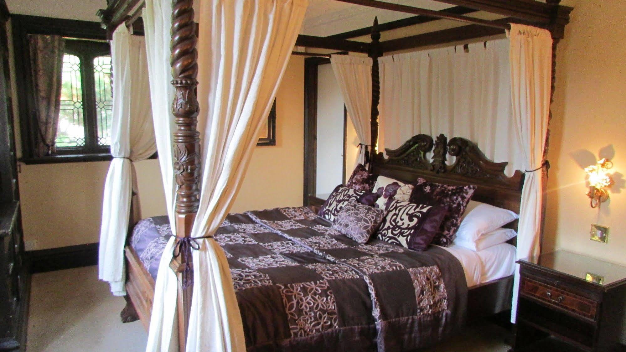Tudor Grange Guest house Bournemouth