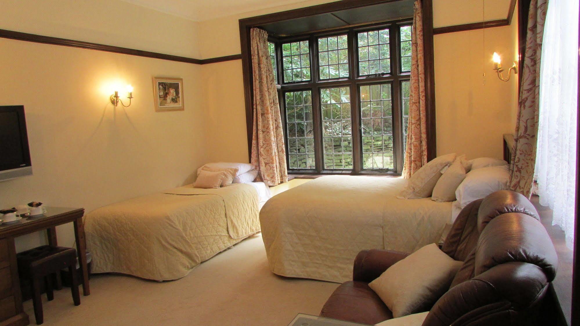 Guest house Tudor Grange