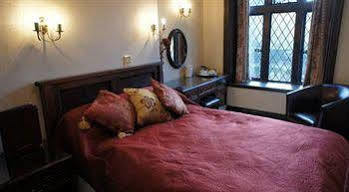 Guest house Tudor Grange