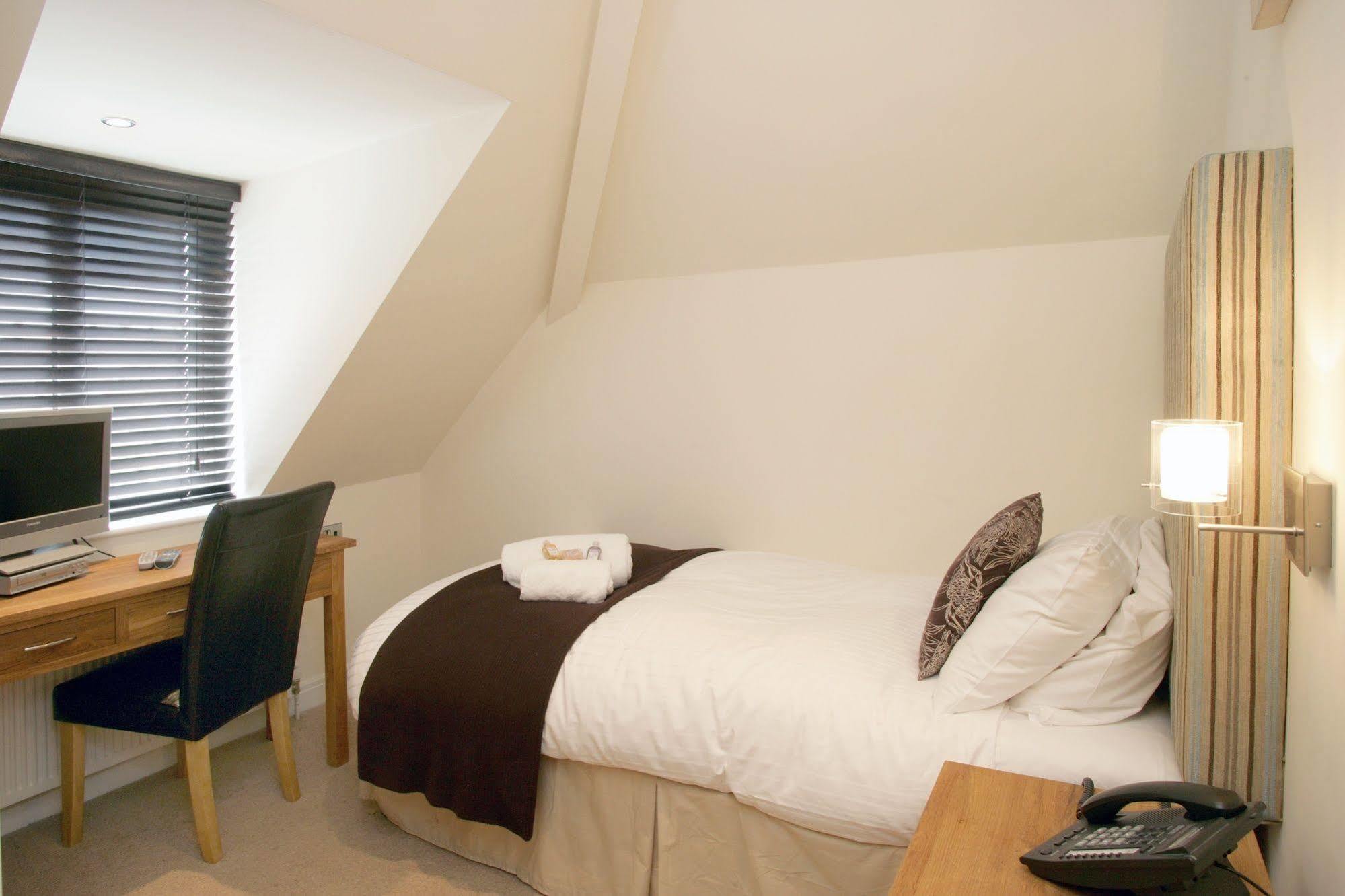 Urban Beach Hotel 3*