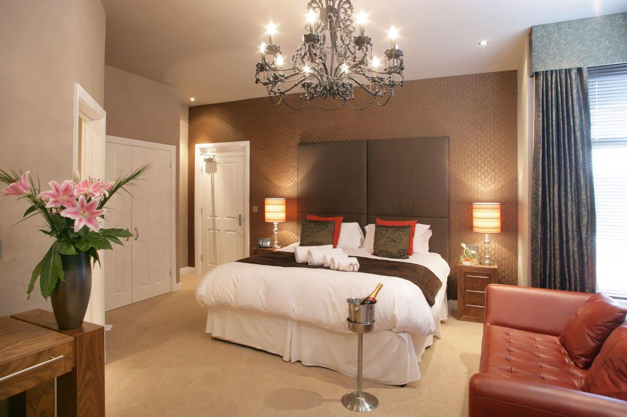 Urban Beach Hotel 3*