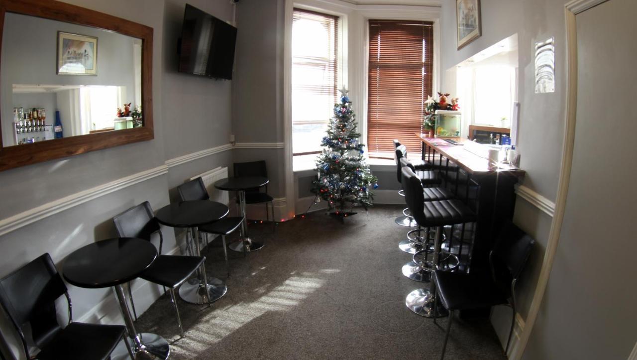 Fairmount Hotel 3*