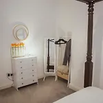 Immaculate Luxury Apartment 700 Mtrs From The Beach