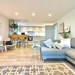 Stylish New-Build In The Centre Of Bournemouth