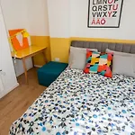 Pass The Keys Modern Stylish Apartment With Parking