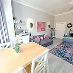 Colourful Studio - West Cliff Location - Stones Throw From The Beach!