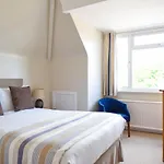 Lelola Lodge