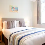 Lelola Lodge