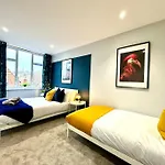 3Br Westbourne Delight - Near Beach & Bournemouth!