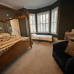 Hotel 50