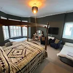 Hotel 50