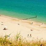 Beach Walk Southbourne Sobo Beach Sleeps 4